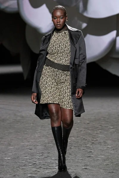 Look 39